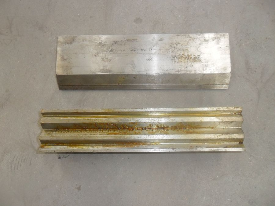 Notching blades