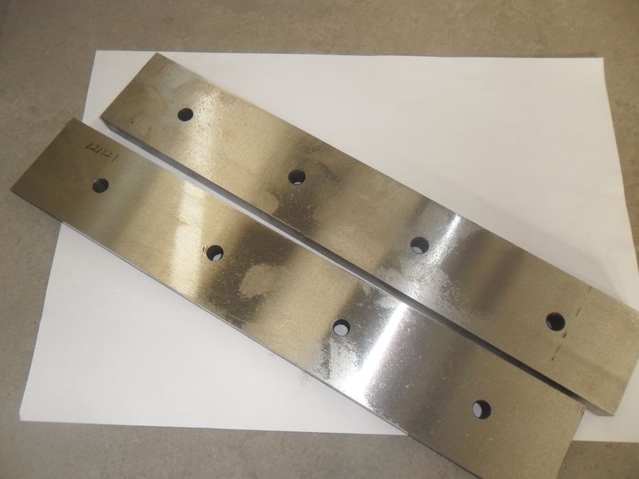 Plate shearing blades